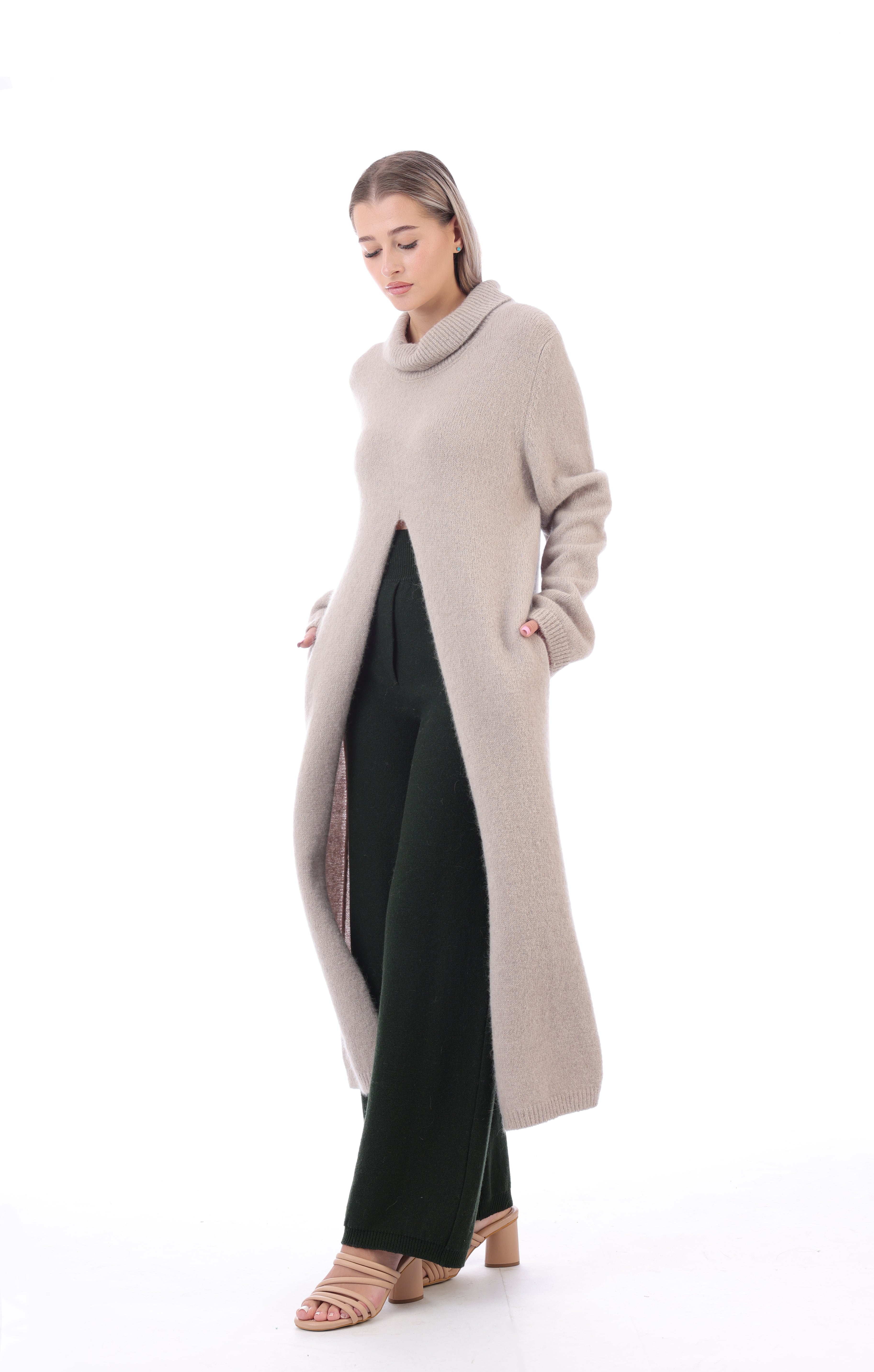 Long Roll  Splited Jumper